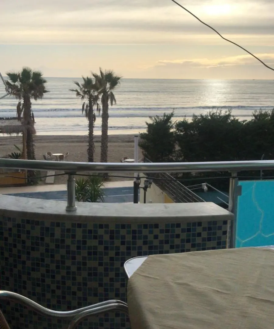 Apartment Yellow Room Durres Albania